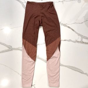 Old Navy Active Go-Dry Elevate Legging